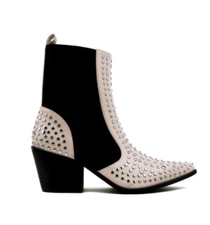 Shu Shop Zsa Zsa Pointed Toe Ankle Boot