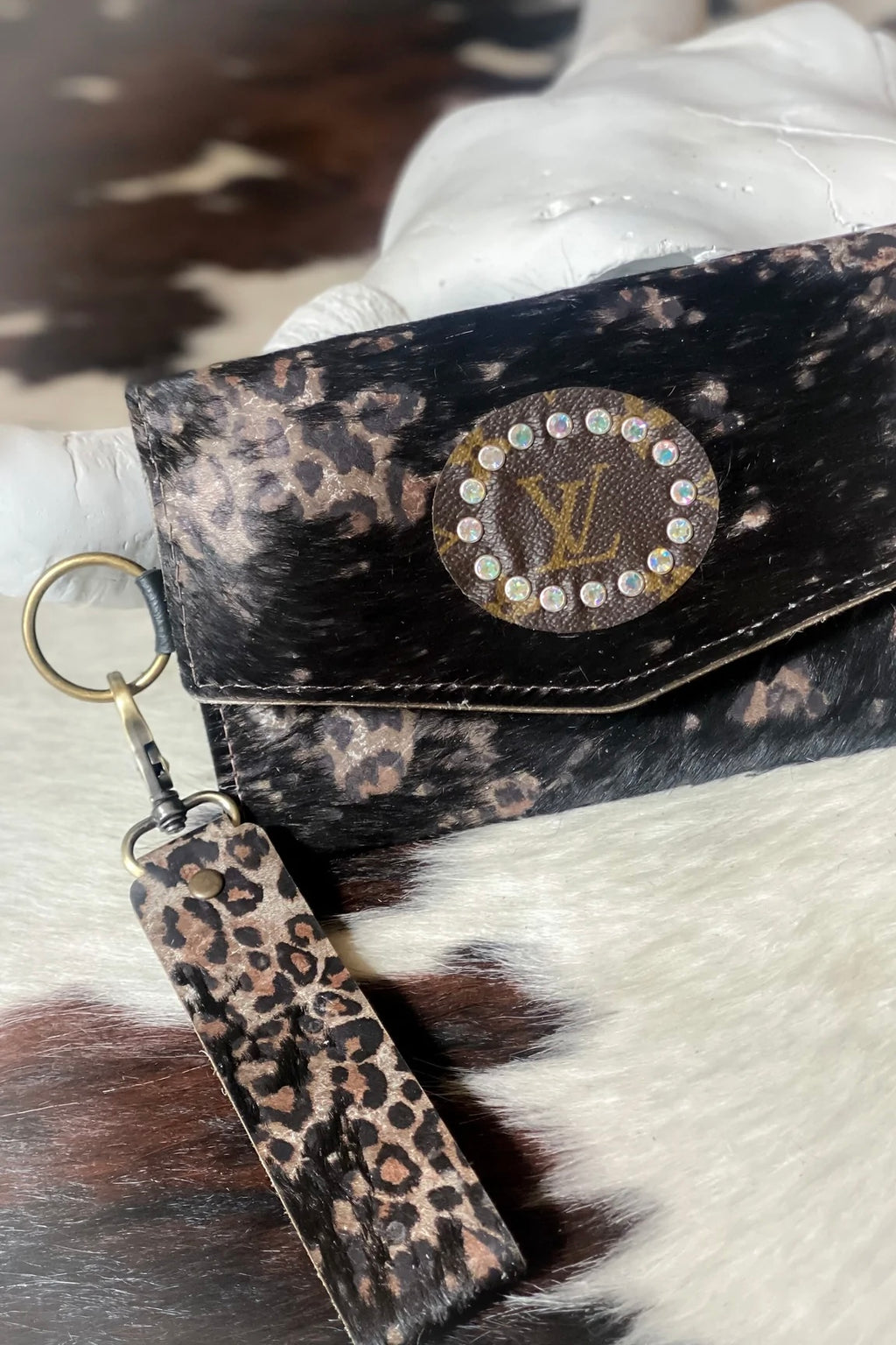 Keep It Gypsy Trifold Silver Distressed Leopard Cowhide Wallet Wristlet